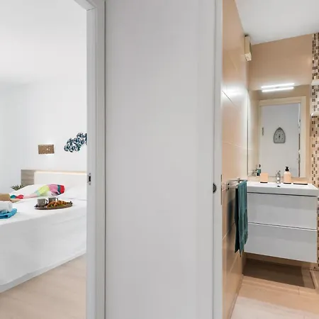 211 Cristianos First Sea Line, Swimming Pool لوس كريستيانوس