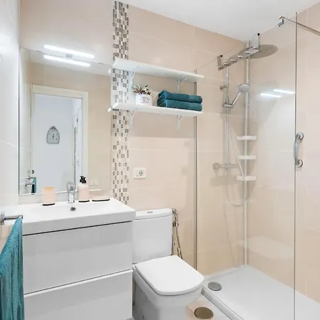 211 Cristianos First Sea Line, Swimming Pool * لوس كريستيانوس