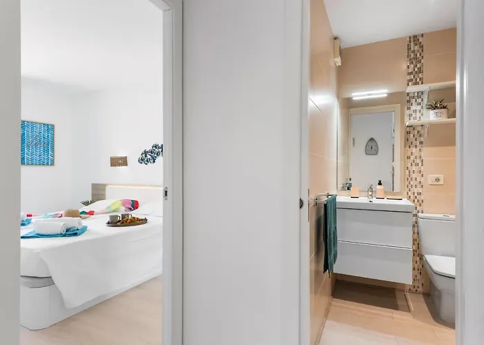 211 Cristianos First Sea Line, Swimming Pool لوس كريستيانوس
