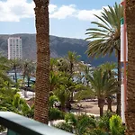211 Cristianos First Sea Line, Swimming Pool *
