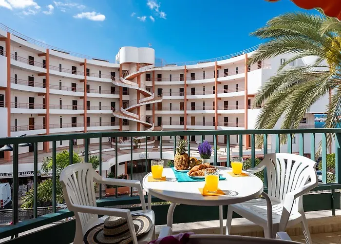 211 Cristianos First Sea Line, Swimming Pool *