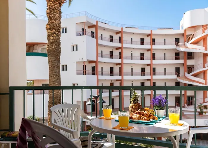 Apartment 211 Cristianos First Sea Line, Swimming Pool