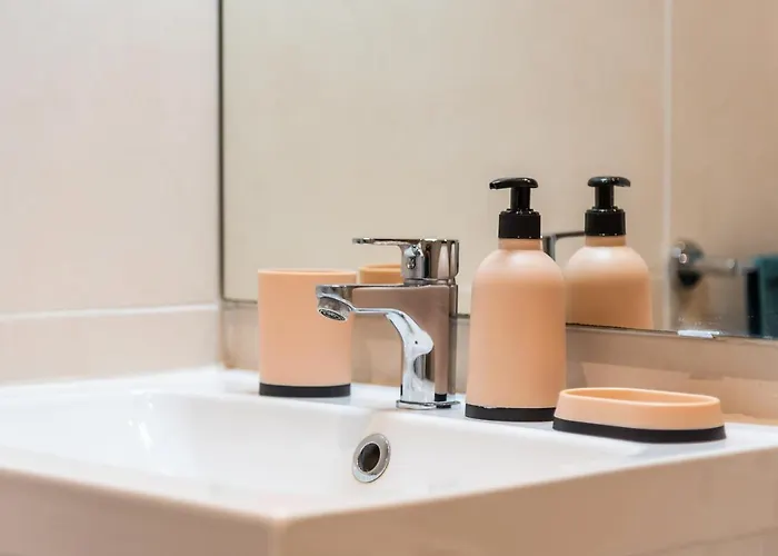 211 Cristianos First Sea Line, Swimming Pool