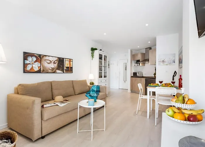 Apartment 211 Cristianos First Sea Line, Swimming Pool