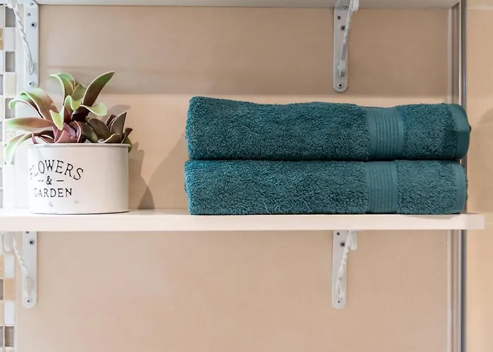 211 Cristianos First Sea Line, Swimming Pool * Los Cristianos (Tenerife)