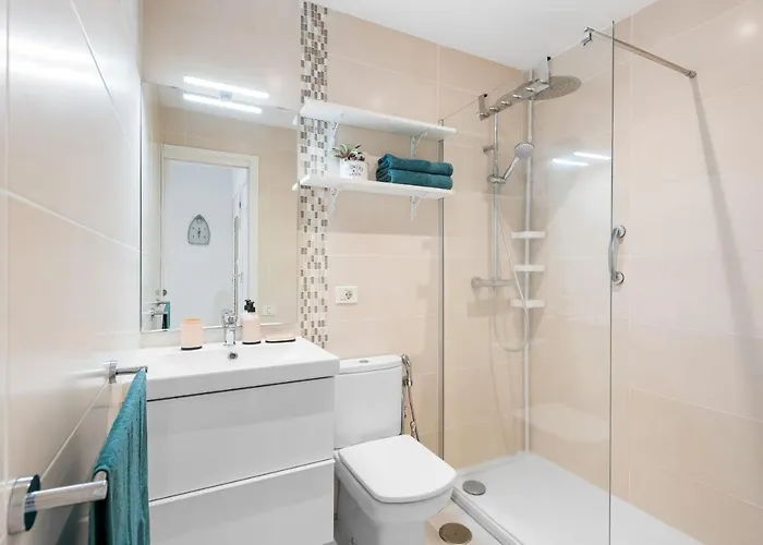 211 Cristianos First Sea Line, Swimming Pool * Los Cristianos (Tenerife)